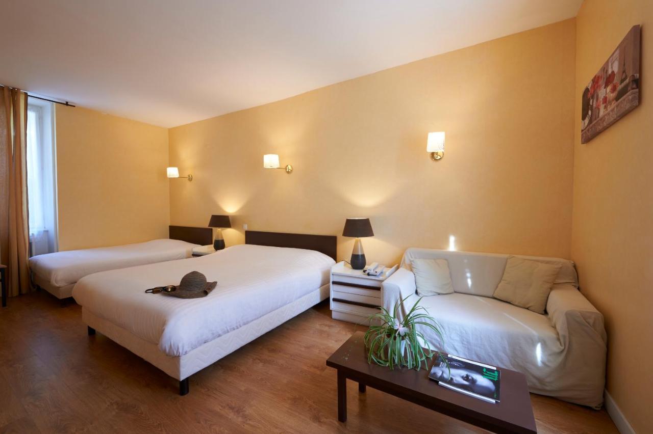 Logis Hotel Le Belle Rive Najac Eksteriør billede