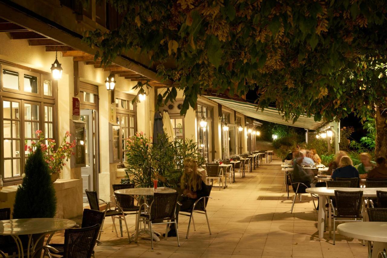 Logis Hotel Le Belle Rive Najac Eksteriør billede