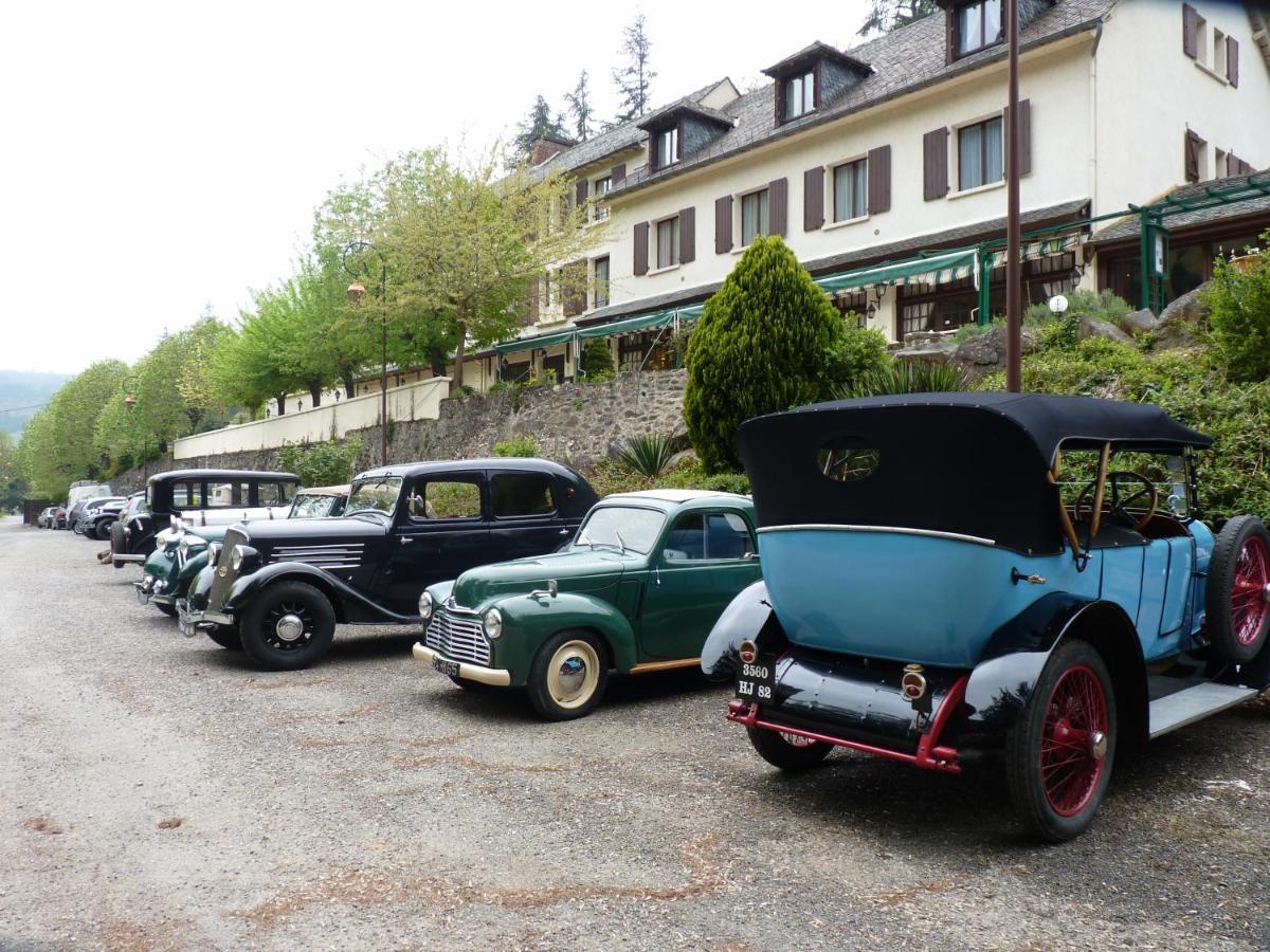 Logis Hotel Le Belle Rive Najac Eksteriør billede